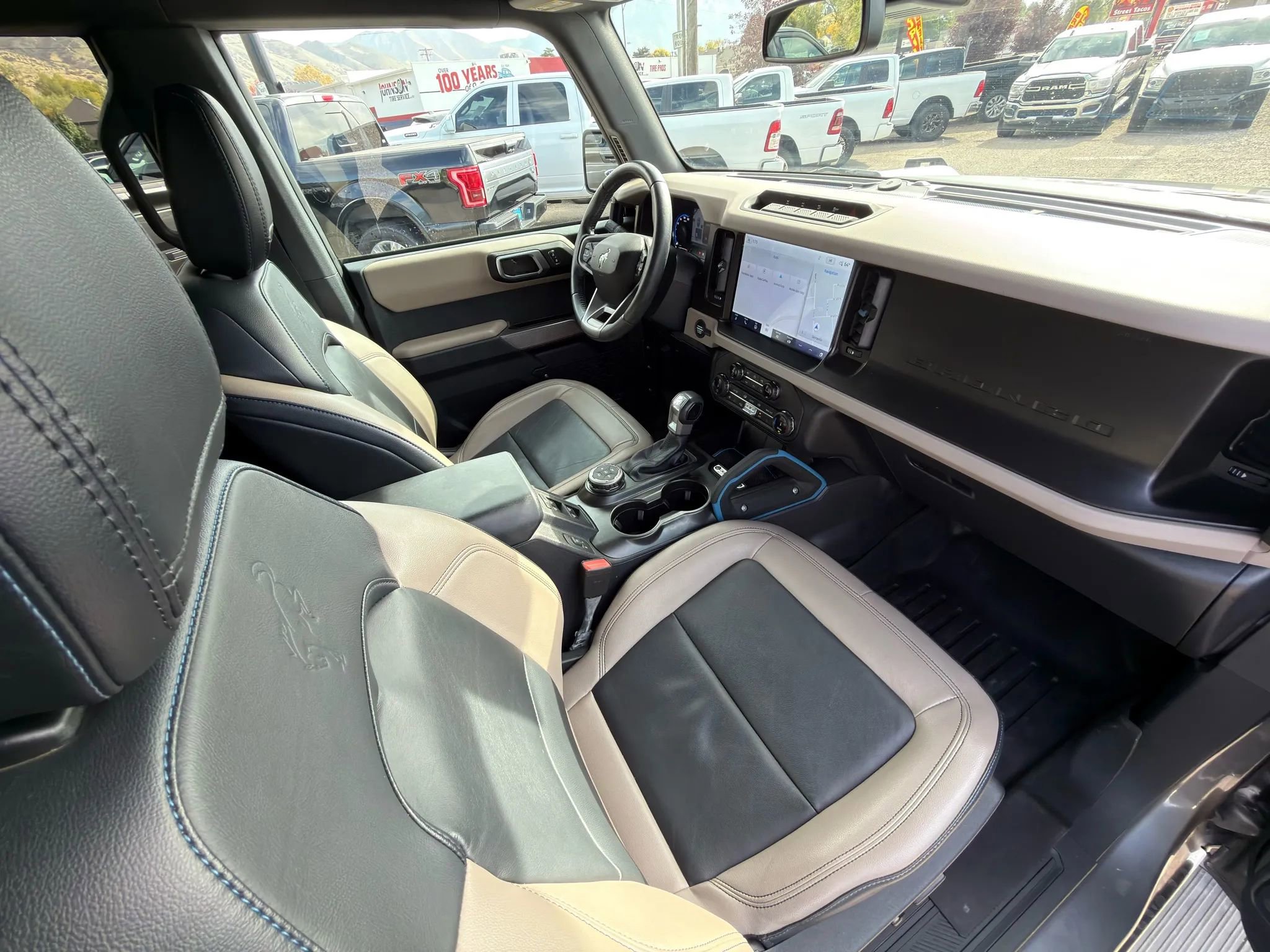 Used 2022 Ford Bronco Wildtrak image 6