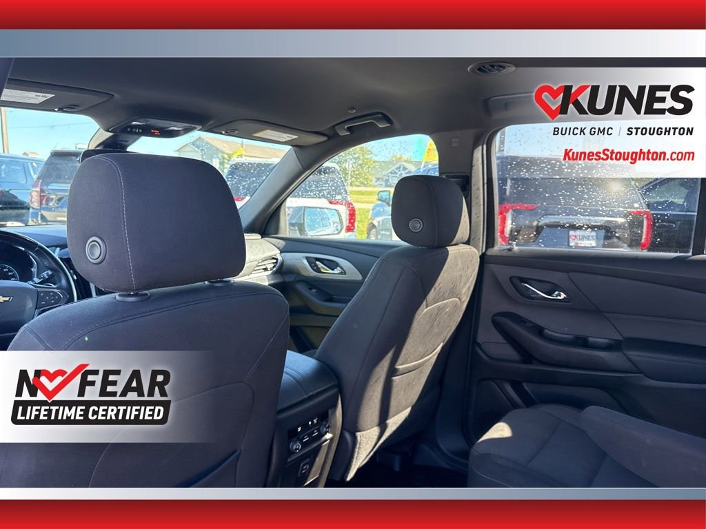 Used 2023 Chevrolet Traverse LT w/ LPO, Floor Liner Package image 38