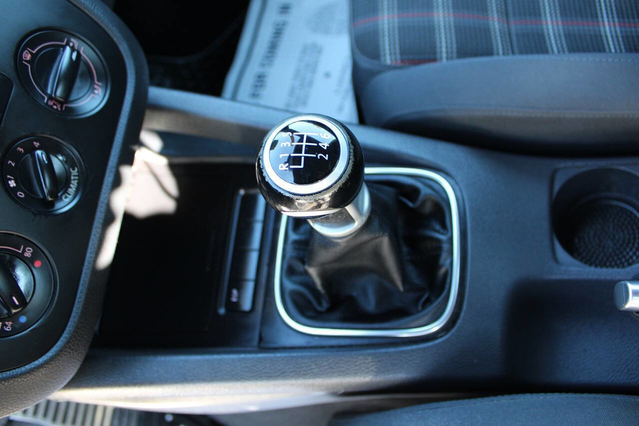 Used 2007 Volkswagen GTI 2-Door image 23