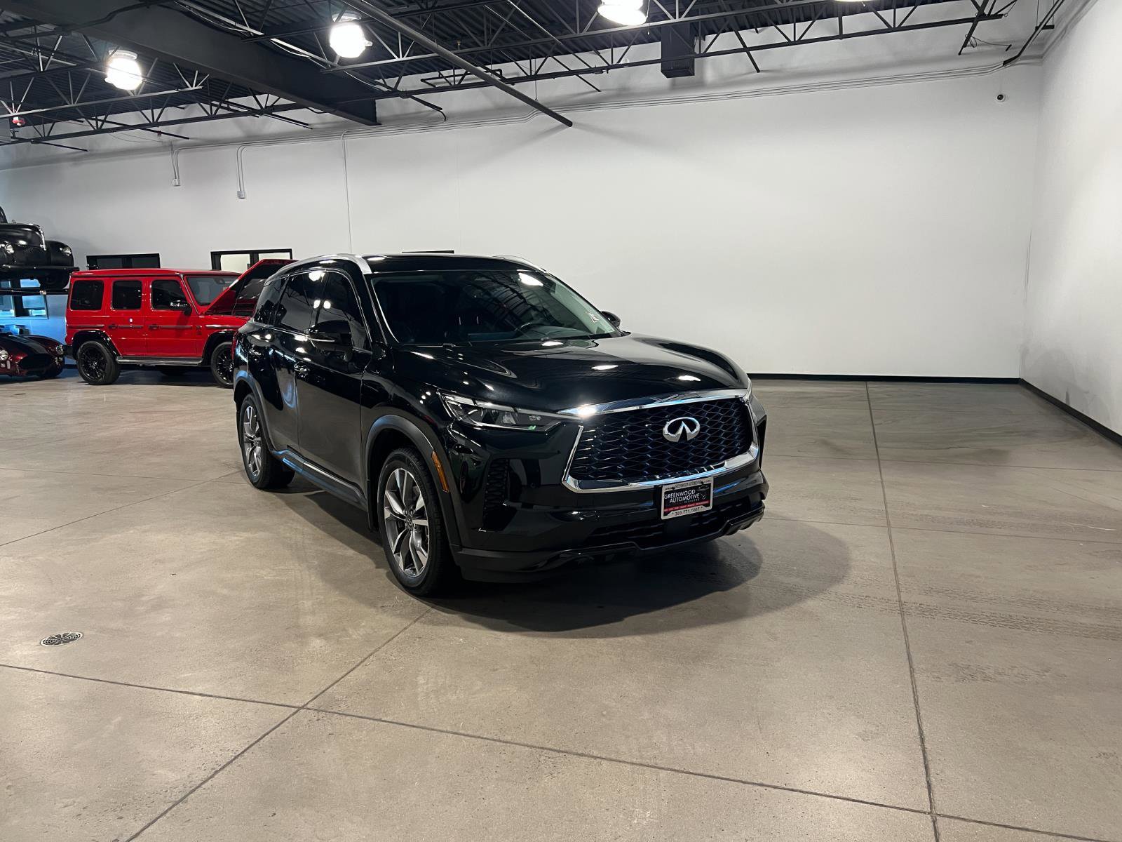 Used 2024 INFINITI QX60 Luxe image 1