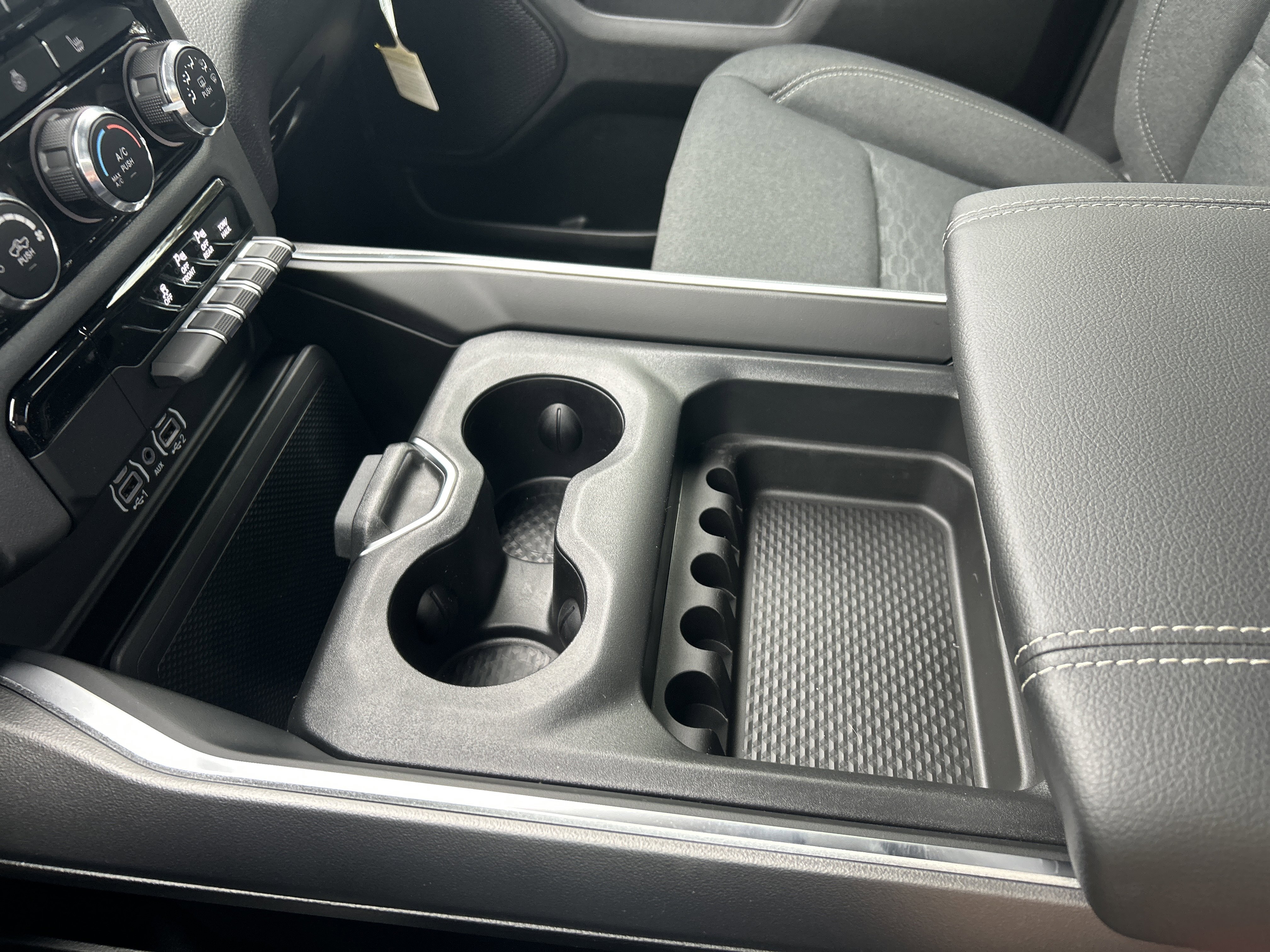 New 2026 RAM 1500 Big Horn w/ Night Edition image 22