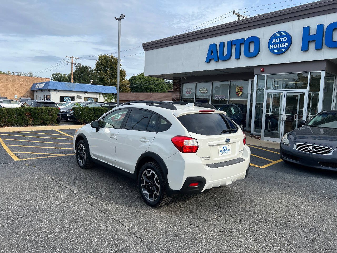 Used 2017 Subaru Crosstrek 2.0i Limited w/ Popular Package #2 AWD/4WD image 11