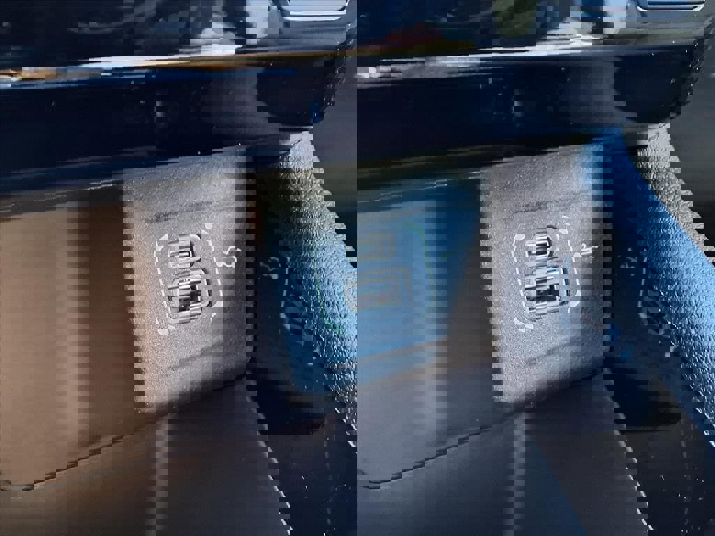 New 2026 Jeep Compass Altitude image 15