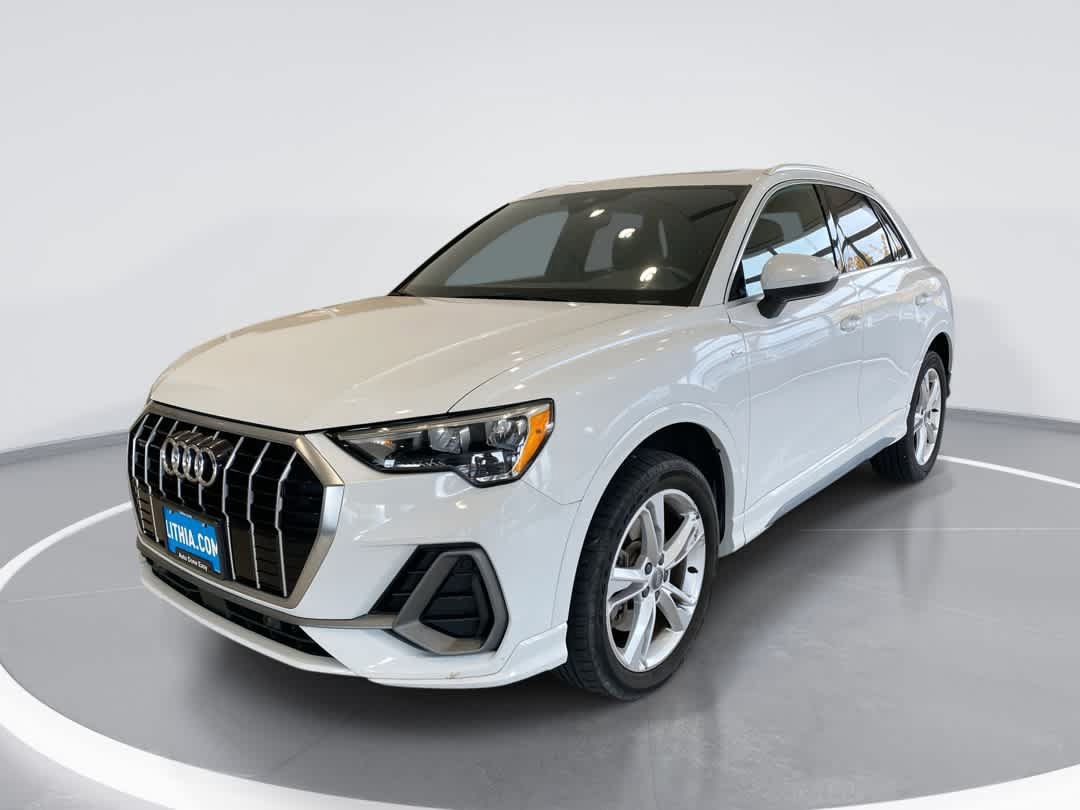 Used 2020 Audi Q3 2.0T Premium w/ Convenience Package