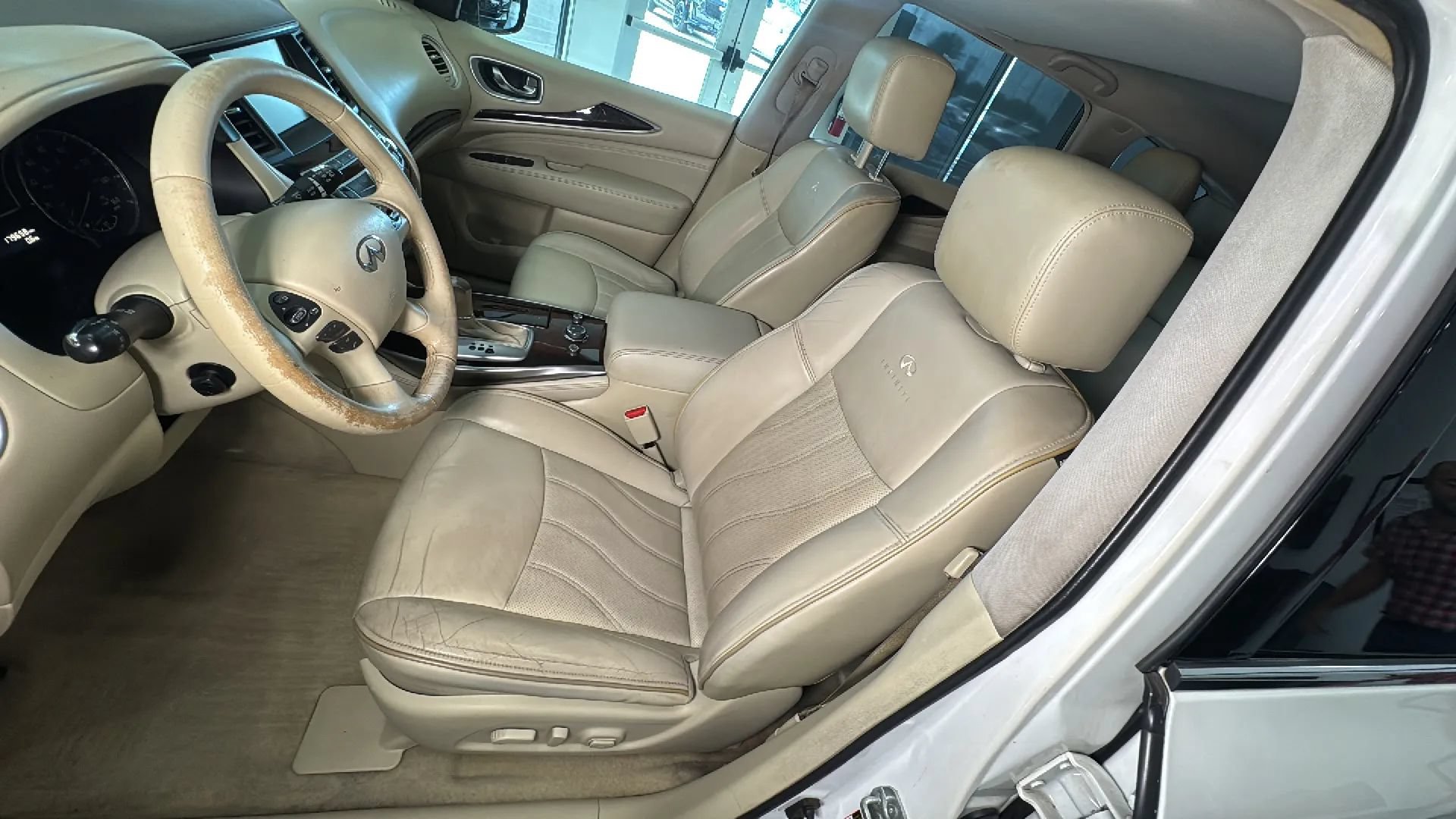 Used 2014 INFINITI QX60 FWD w/ Premium Plus Package image 22