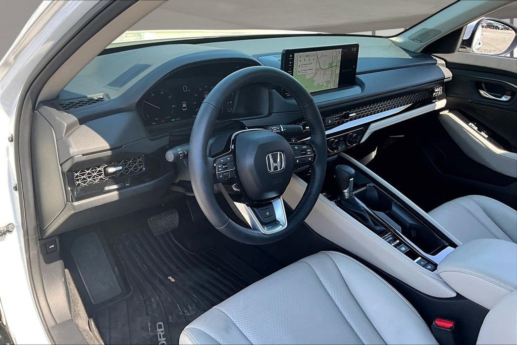 Certified 2025 Honda Accord Touring image 17