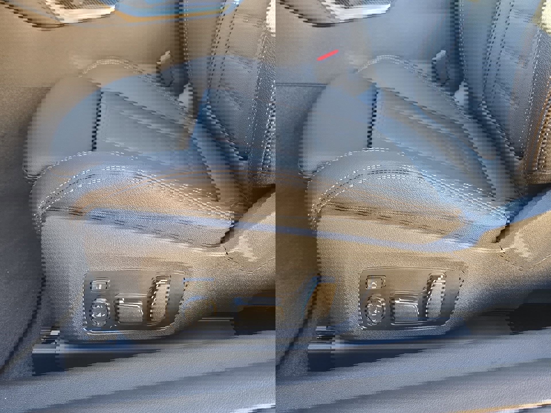 New 2026 BMW M240i Coupe w/ Premium Package image 17