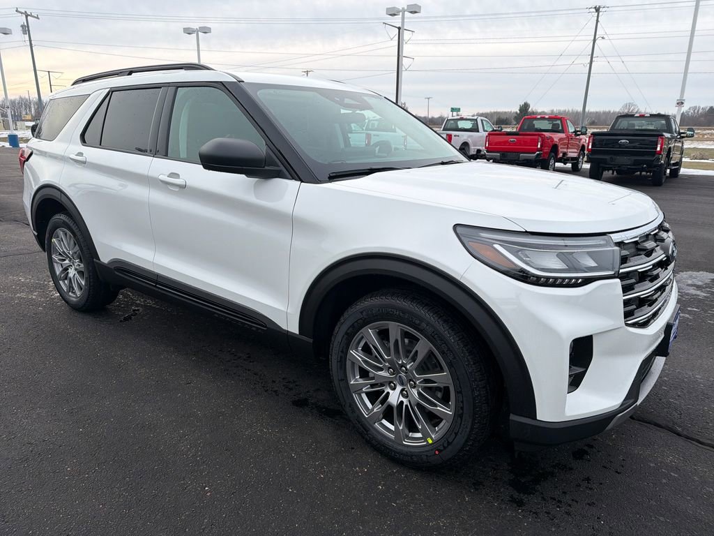 New 2026 Ford Explorer Active w/ Active Comfort Package image 7