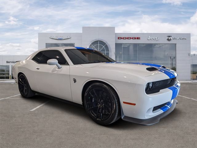 Used 2023 Dodge Challenger SRT Hellcat image 1