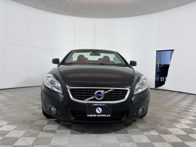 Used 2013 Volvo C70 T5 w/ Climate Pkg FWD image 2