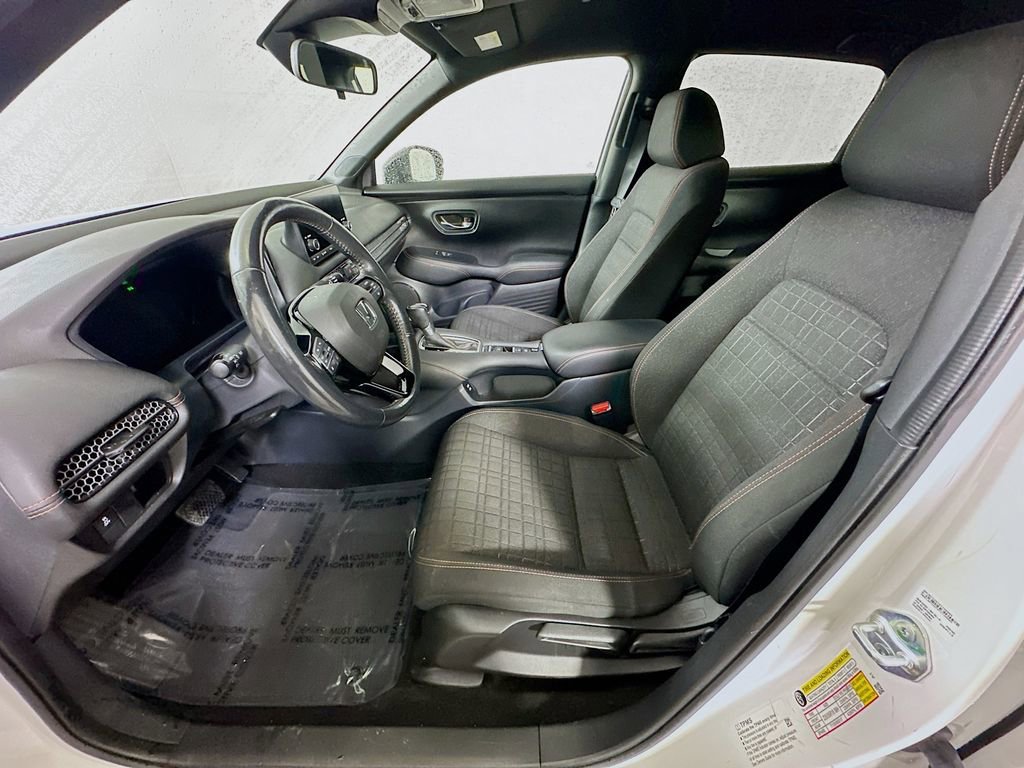 Used 2024 Honda HR-V Sport image 15