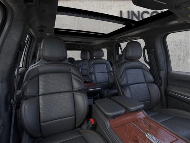 New 2026 Lincoln Navigator Black Label image 10