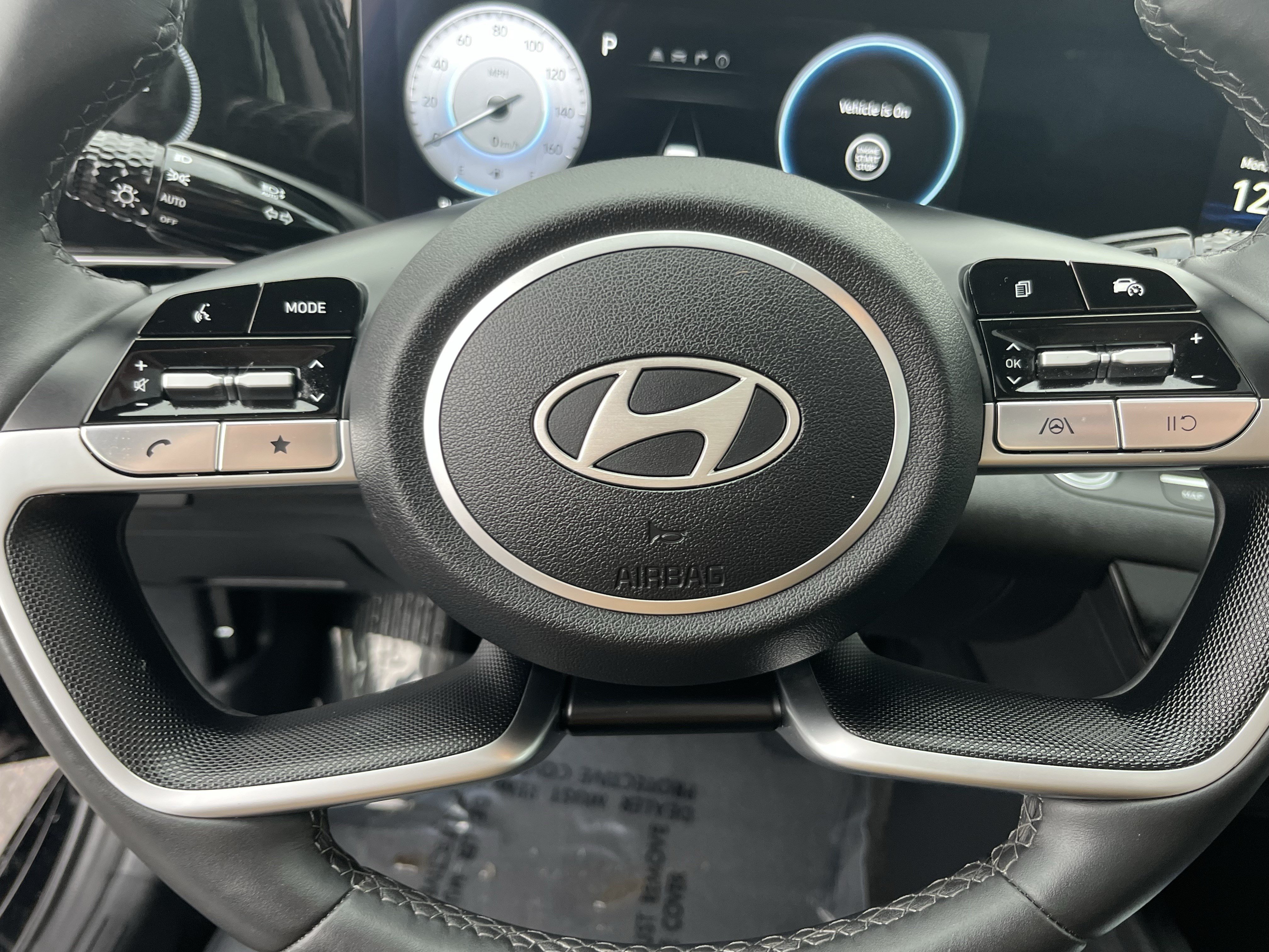 Used 2025 Hyundai Elantra SEL FWD image 18