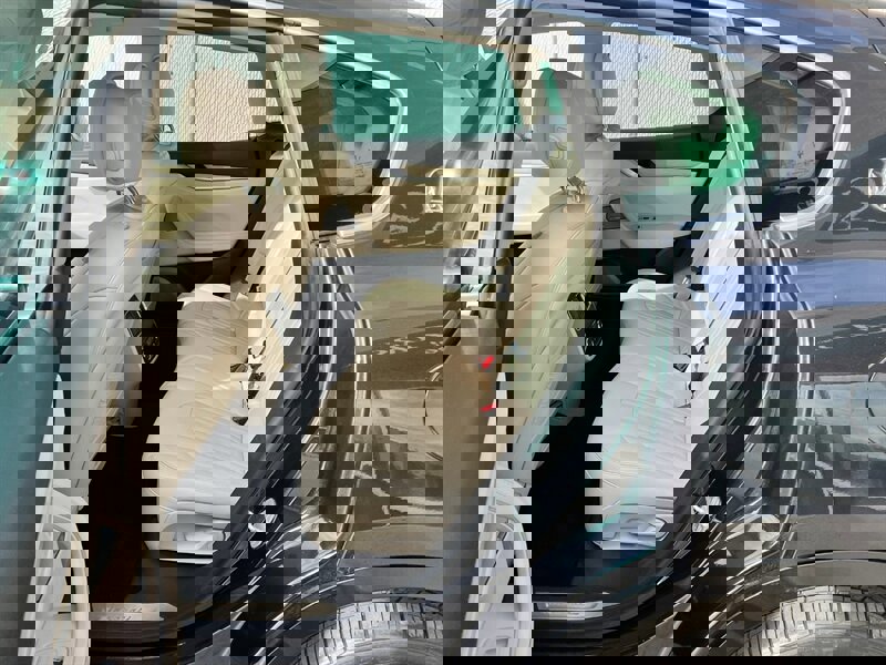 Used 2017 Maserati Levante w/ Luxury Package image 20