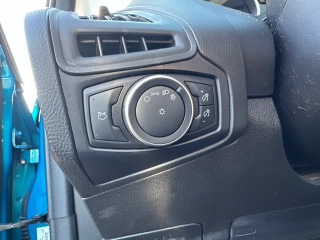Used 2017 Ford Focus SE FWD image 9