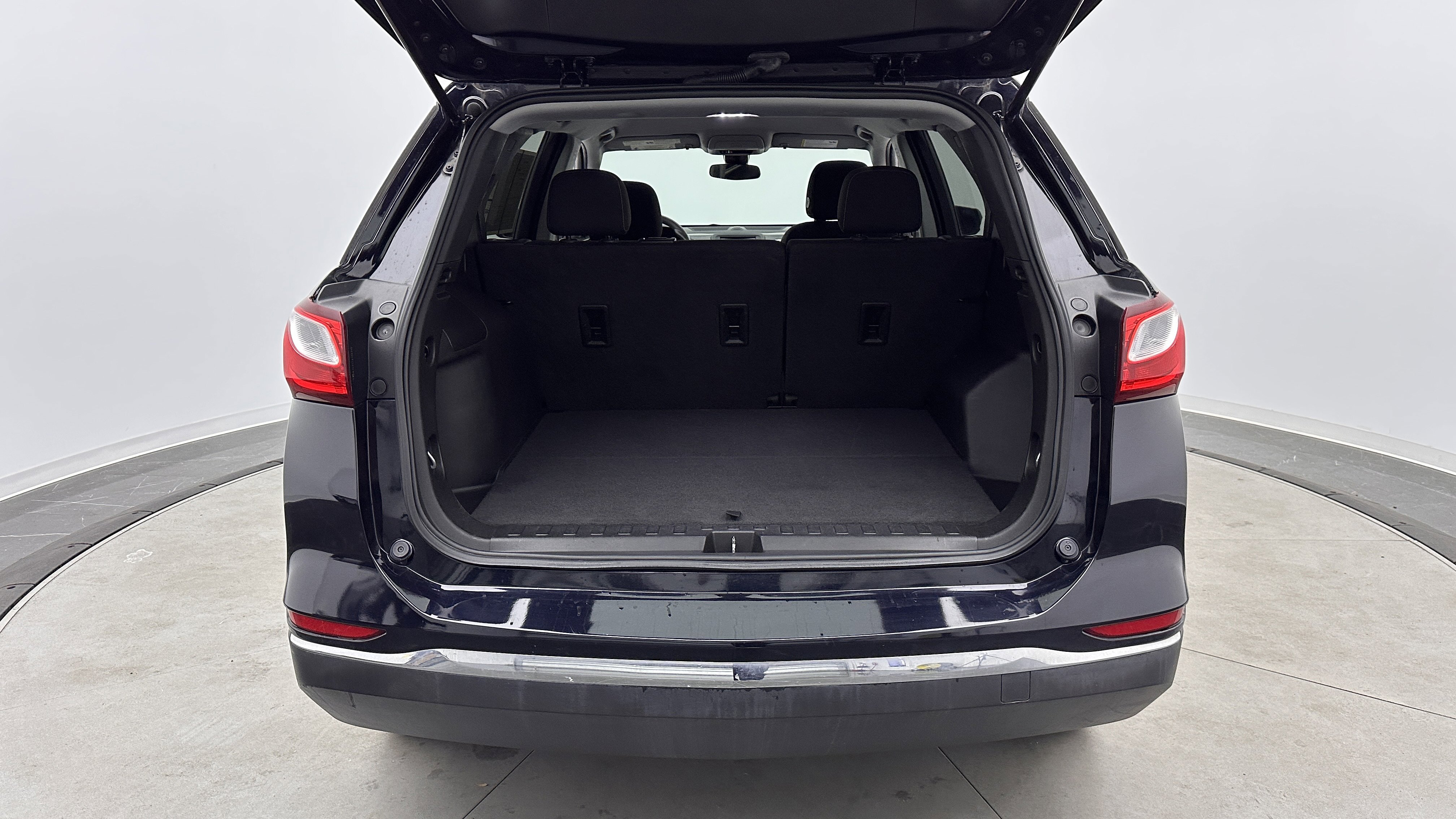 Used 2021 Chevrolet Equinox LT image 29