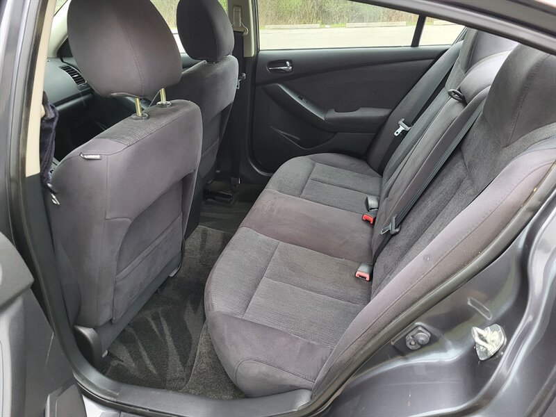 Used 2012 Nissan Altima 2.5 S FWD image 13