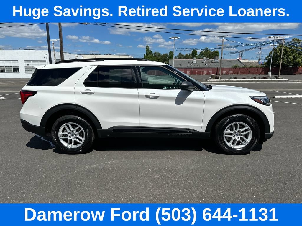 Used 2026 Ford Explorer Active AWD/4WD image 8