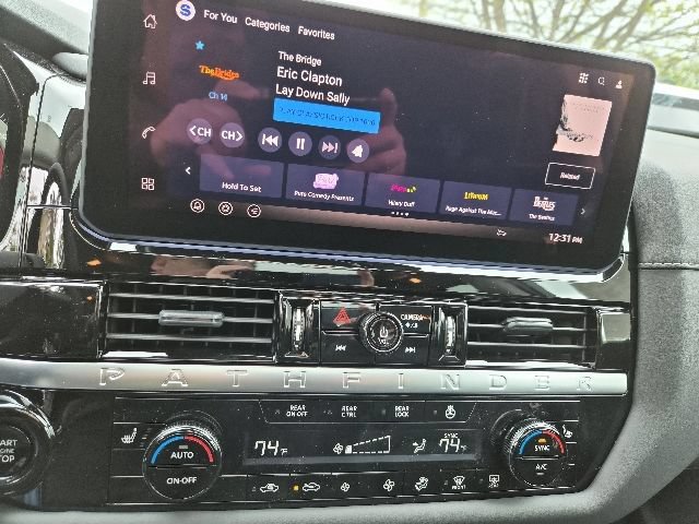New 2026 Nissan Pathfinder SL w/ SL Premium Package AWD/4WD image 24
