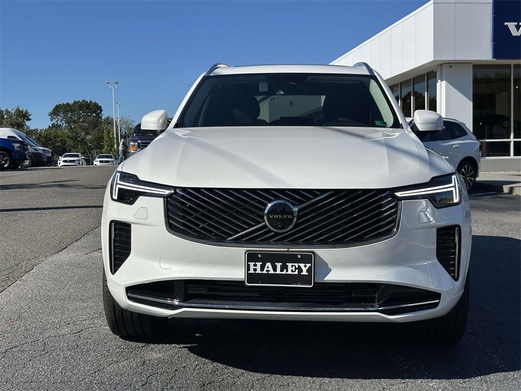 New 2025 Volvo XC90 T8 Plus w/ Protection Package Premier image 23