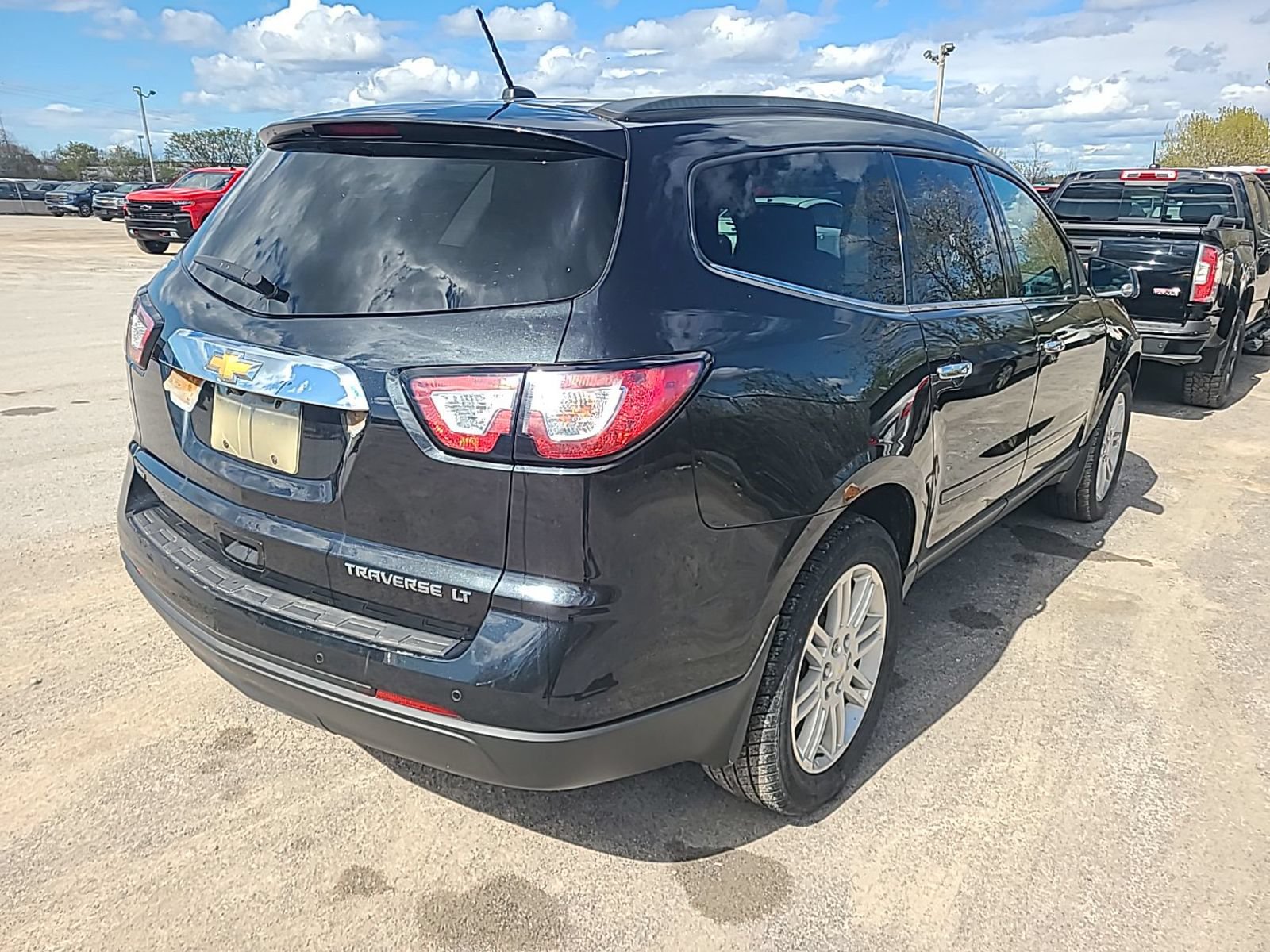 Used 2015 Chevrolet Traverse LT AWD/4WD image 3