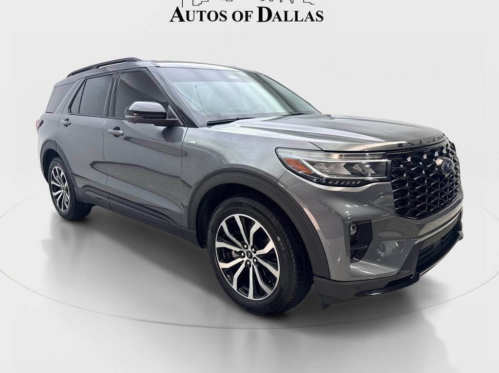Used 2025 Ford Explorer ST-Line w/ Premium Package RWD image 4