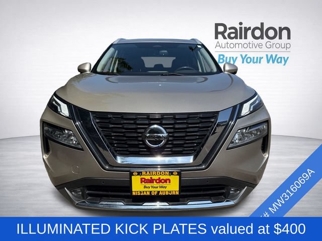 Used 2021 Nissan Rogue Platinum AWD/4WD image 2