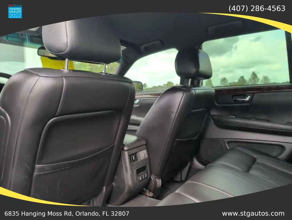 Used 2007 Cadillac DTS w/ Trunk Convenience Package FWD image 16
