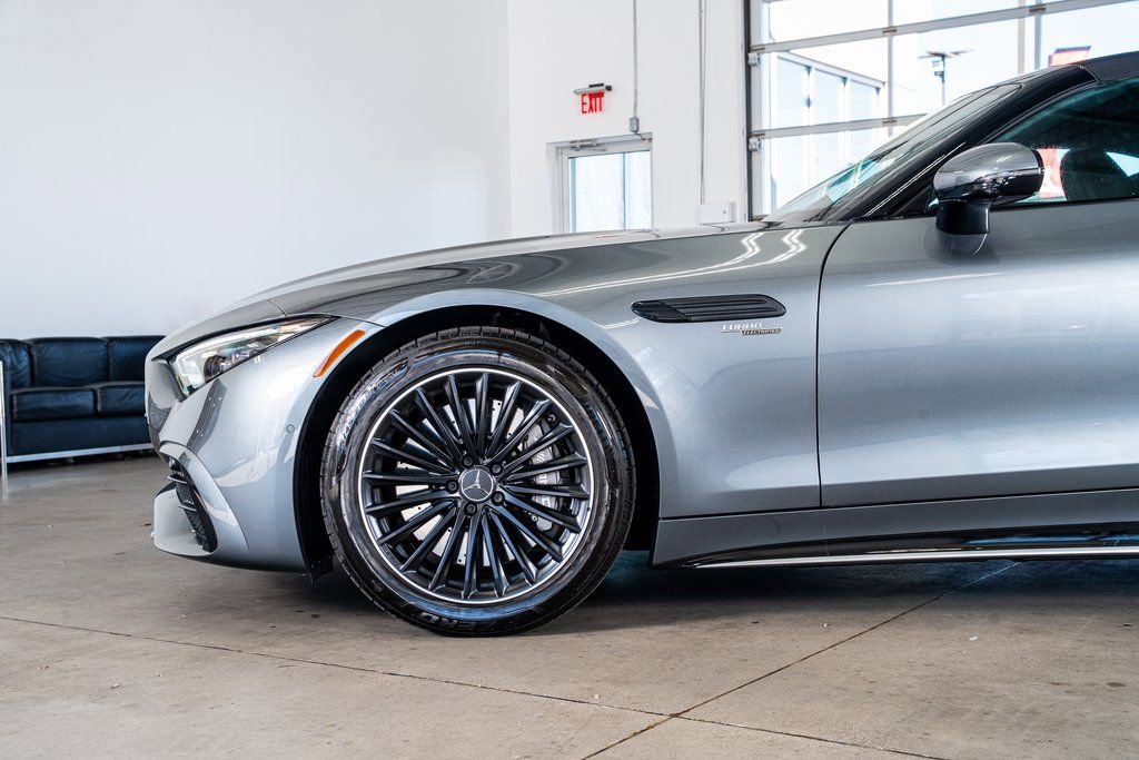 Used 2023 Mercedes-Benz SL 43 AMG image 10