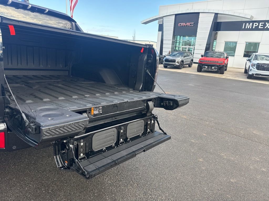 Used 2024 GMC Hummer EV 2X image 30