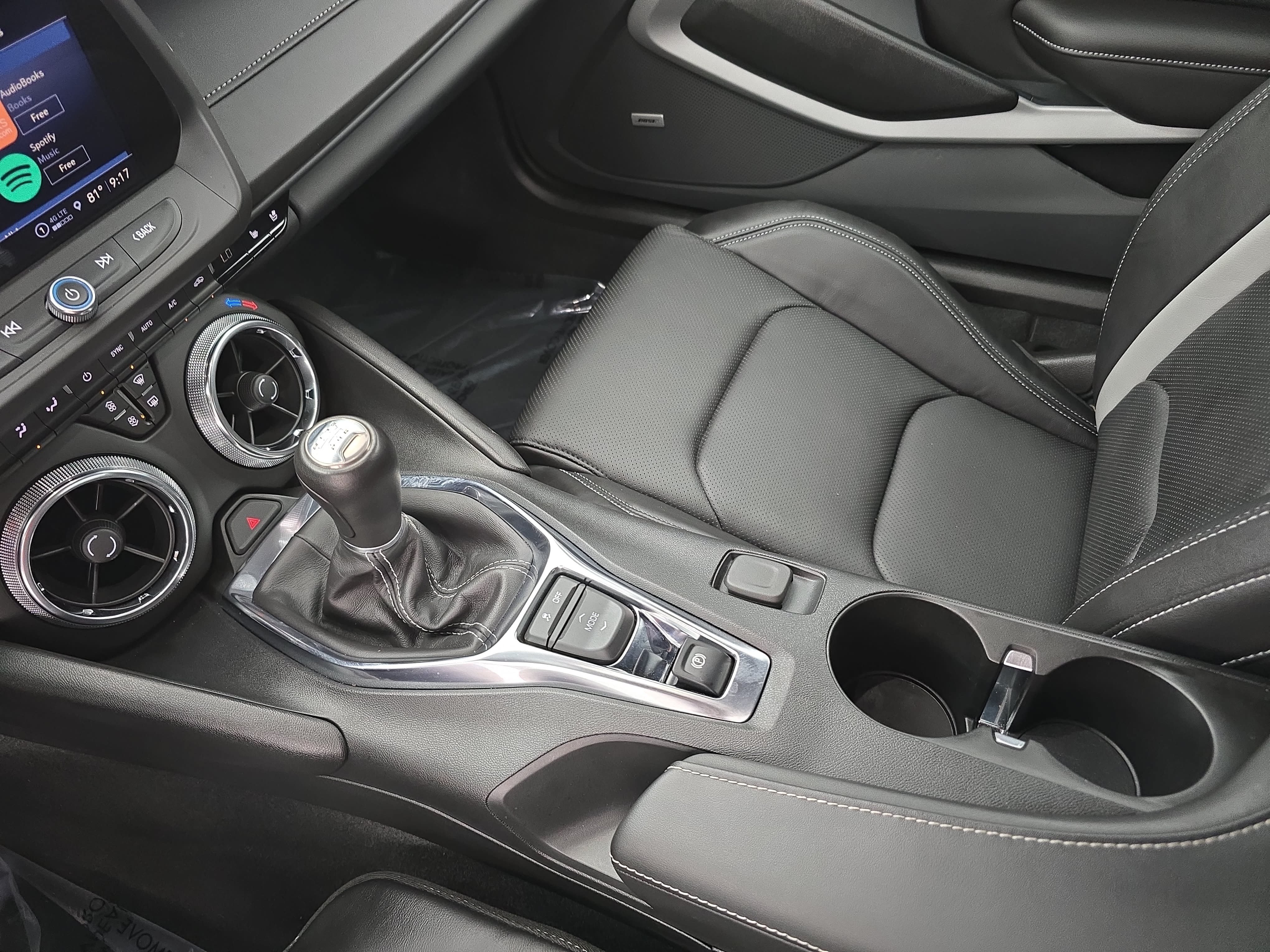 Used 2023 Chevrolet Camaro LT w/ Technology Package RWD image 24