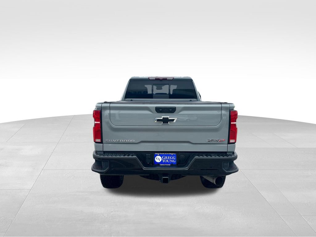 Used 2025 Chevrolet Silverado 2500 ZR2 AWD/4WD image 3