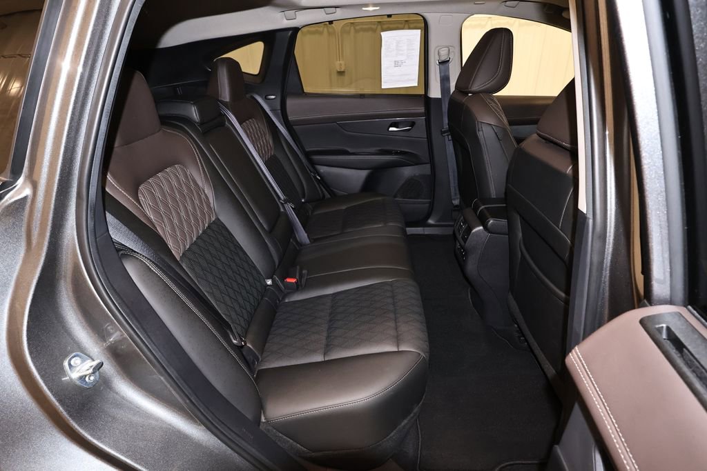 Used 2025 Nissan Murano Platinum image 19