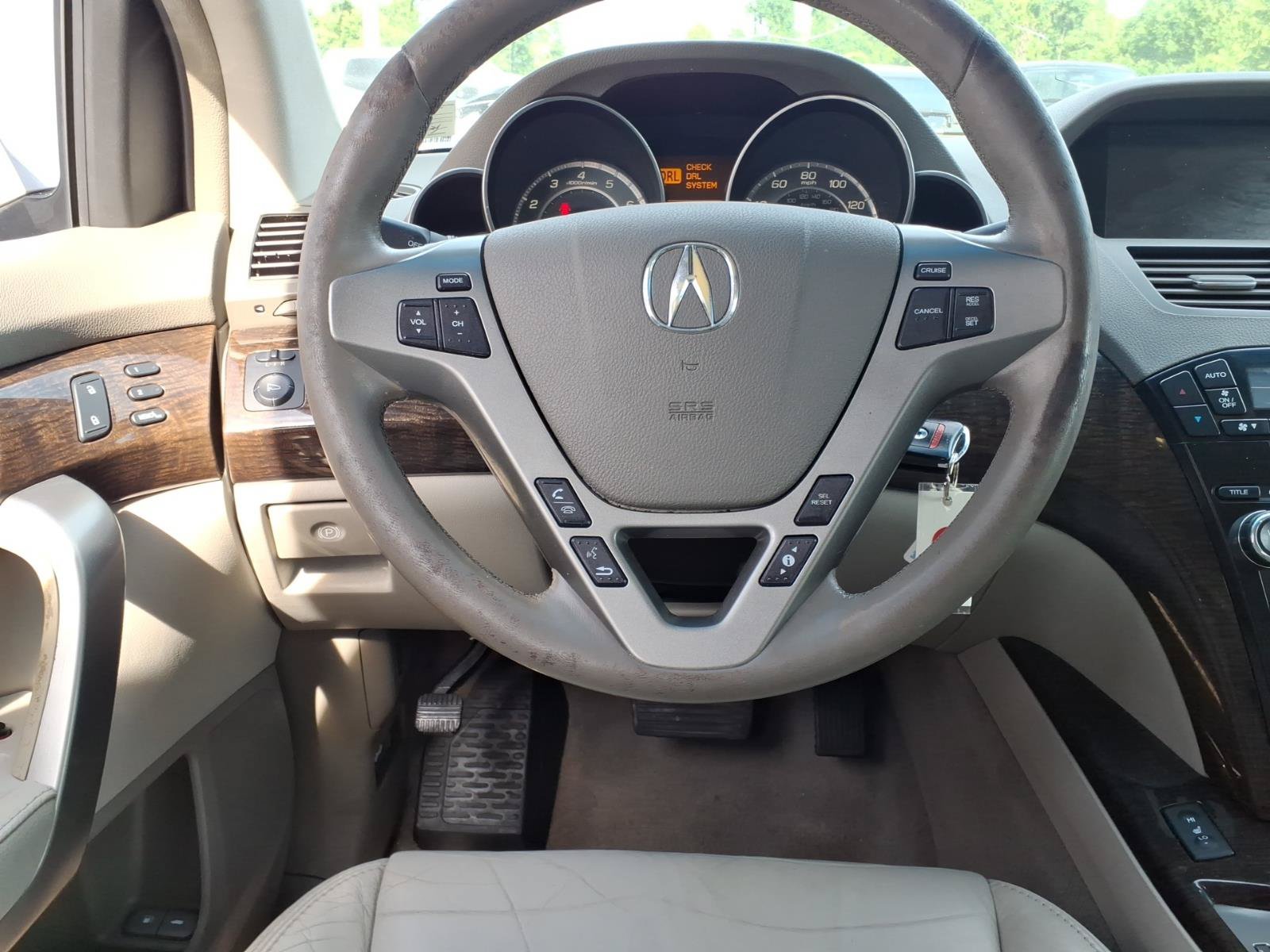 Used 2011 Acura MDX w/ Technology & Entertainment AWD/4WD image 4