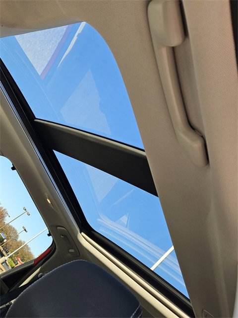 Used 2021 Nissan Rogue SL w/ Premium Package image 19