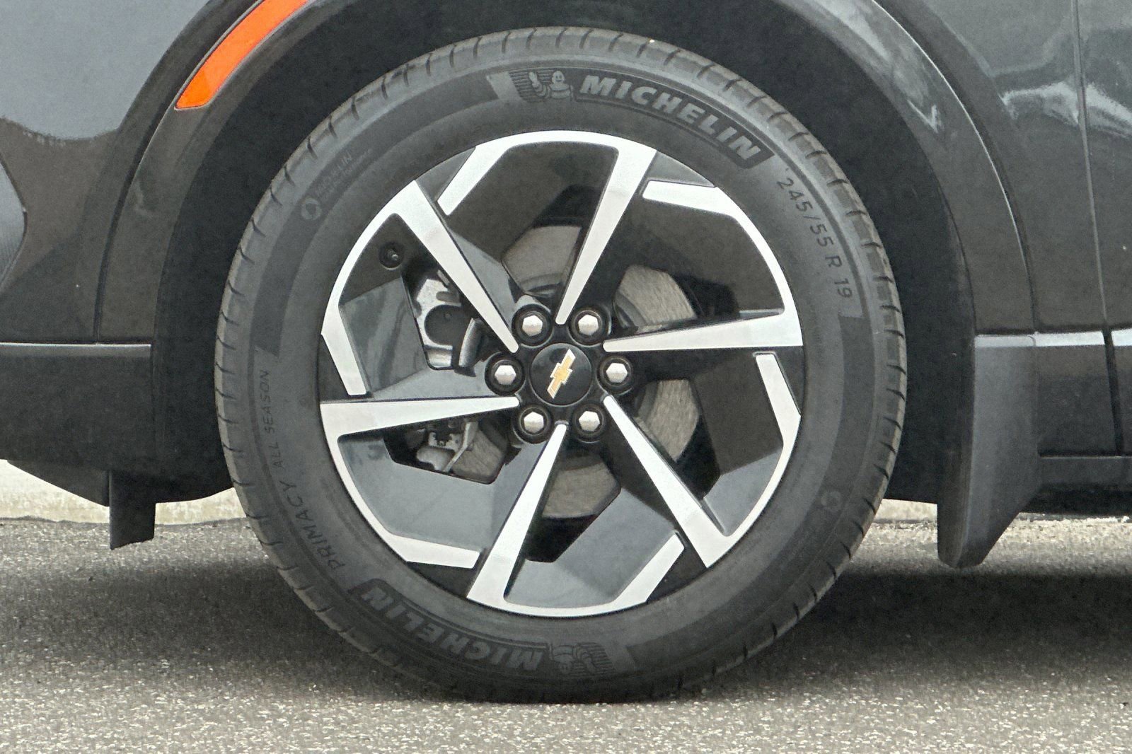 Used 2024 Chevrolet Equinox EV LT w/ LPO, Active Package image 27