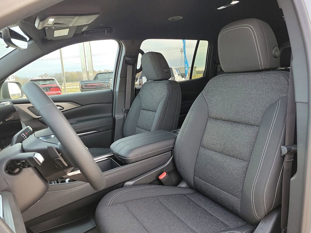 New 2026 Chevrolet Traverse LT w/ Midnight/Sport Edition image 12