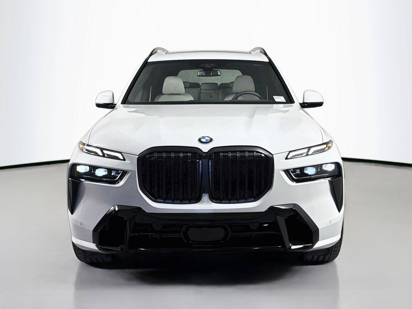 New 2027 BMW X7 xDrive40i w/ Executive Package AWD/4WD image 2