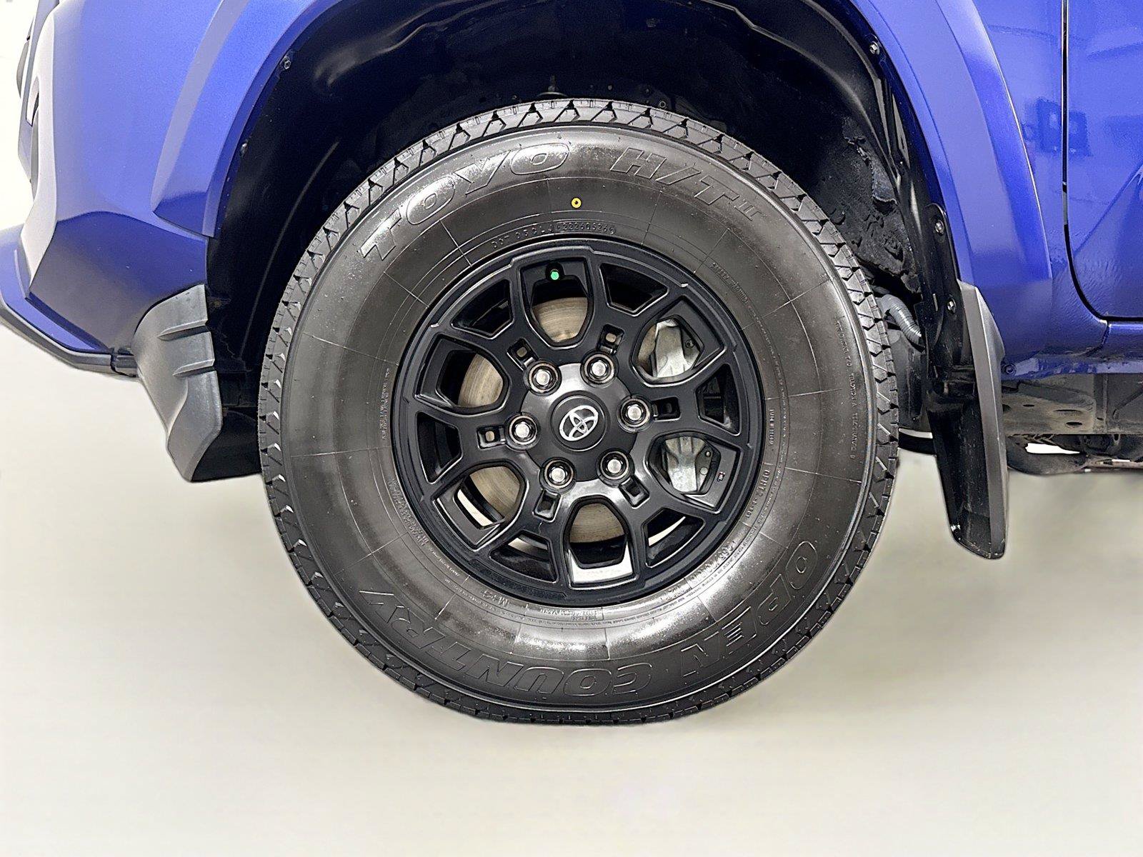 Certified 2022 Toyota Tacoma SR5 w/ Technology Package RWD image 38