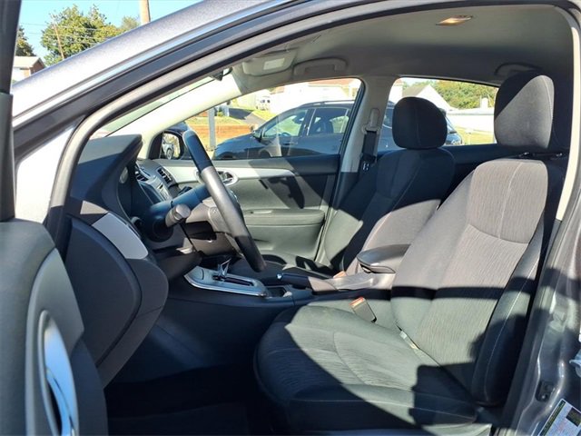 Used 2015 Nissan Sentra SV image 12