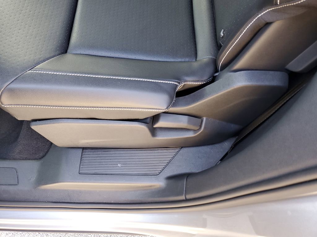 Used 2020 Volkswagen Atlas Cross Sport SE w/ Panoramic Sunroof Package AWD/4WD image 14