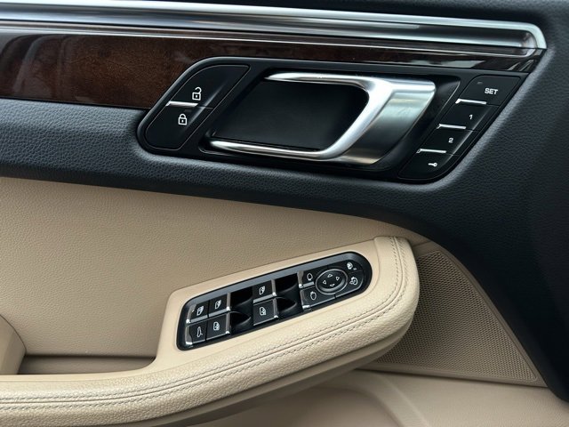 Used 2019 Porsche Macan S image 15