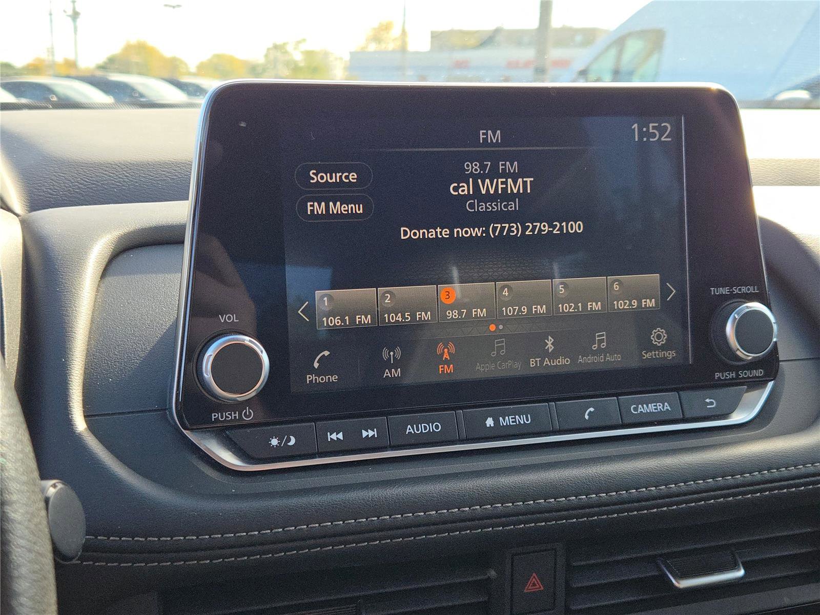 Used 2024 Nissan Rogue SV image 29