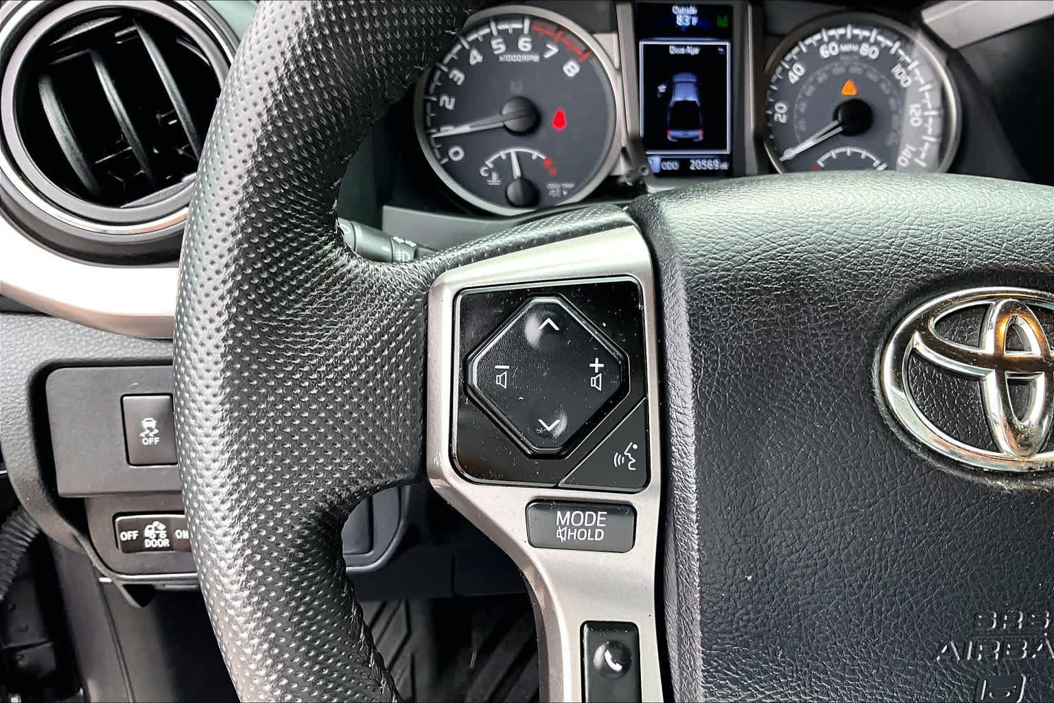 Used 2023 Toyota Tacoma Limited AWD/4WD image 23