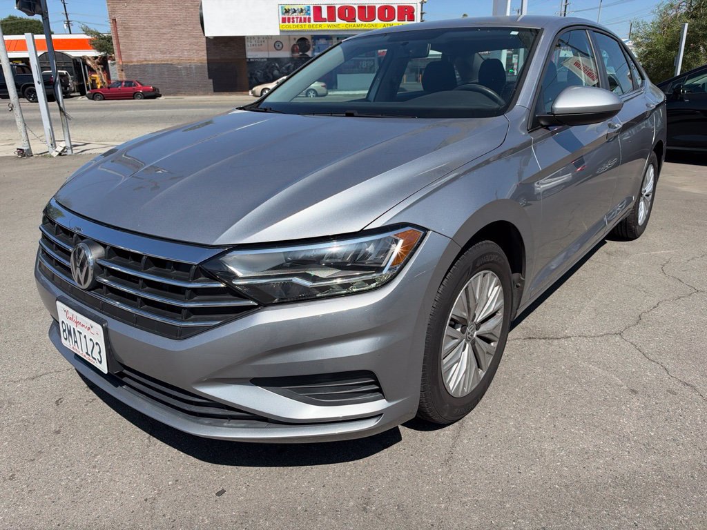 Used 2019 Volkswagen Jetta S w/ Driver Assistance Package FWD image 2