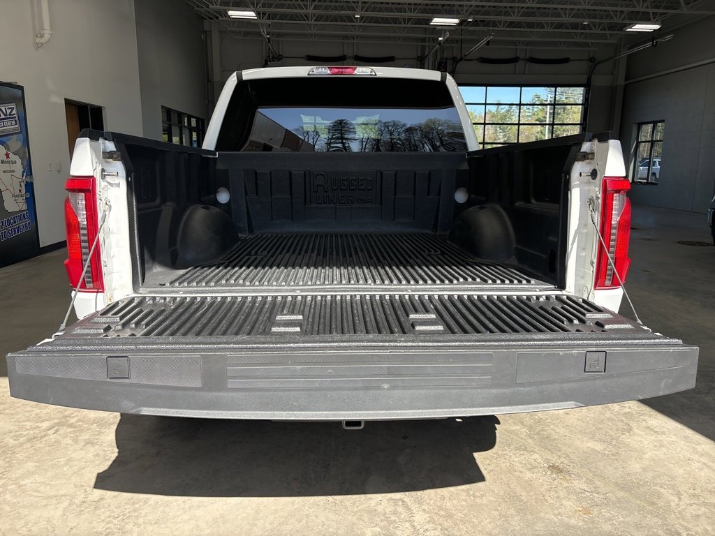 Used 2024 Ford F150 XLT w/ XLT Black Appearance Package image 8