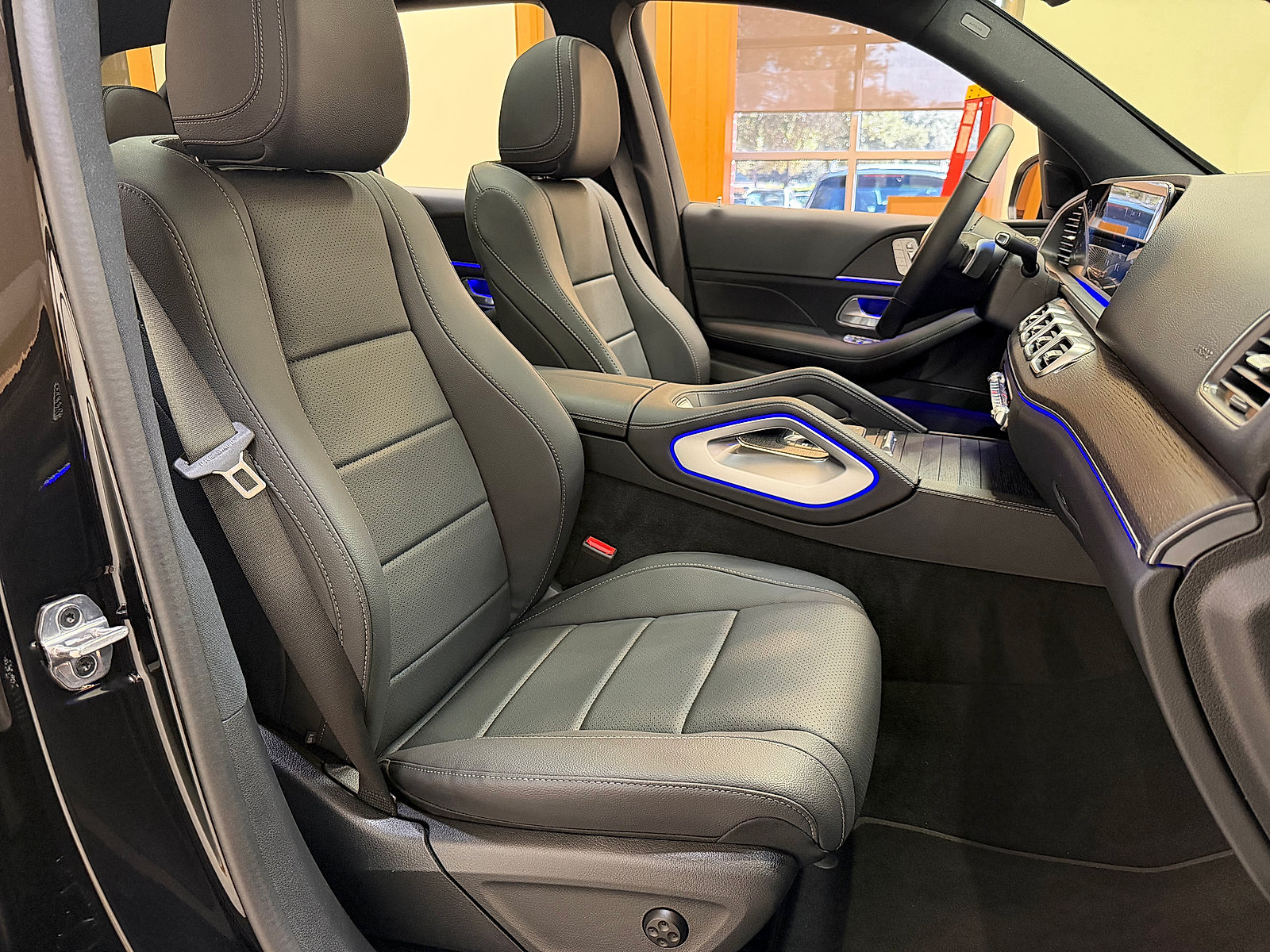 Certified 2026 Mercedes-Benz GLE 450 4MATIC image 12