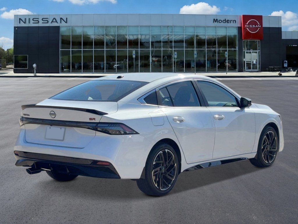 New 2026 Nissan Sentra SR FWD image 5