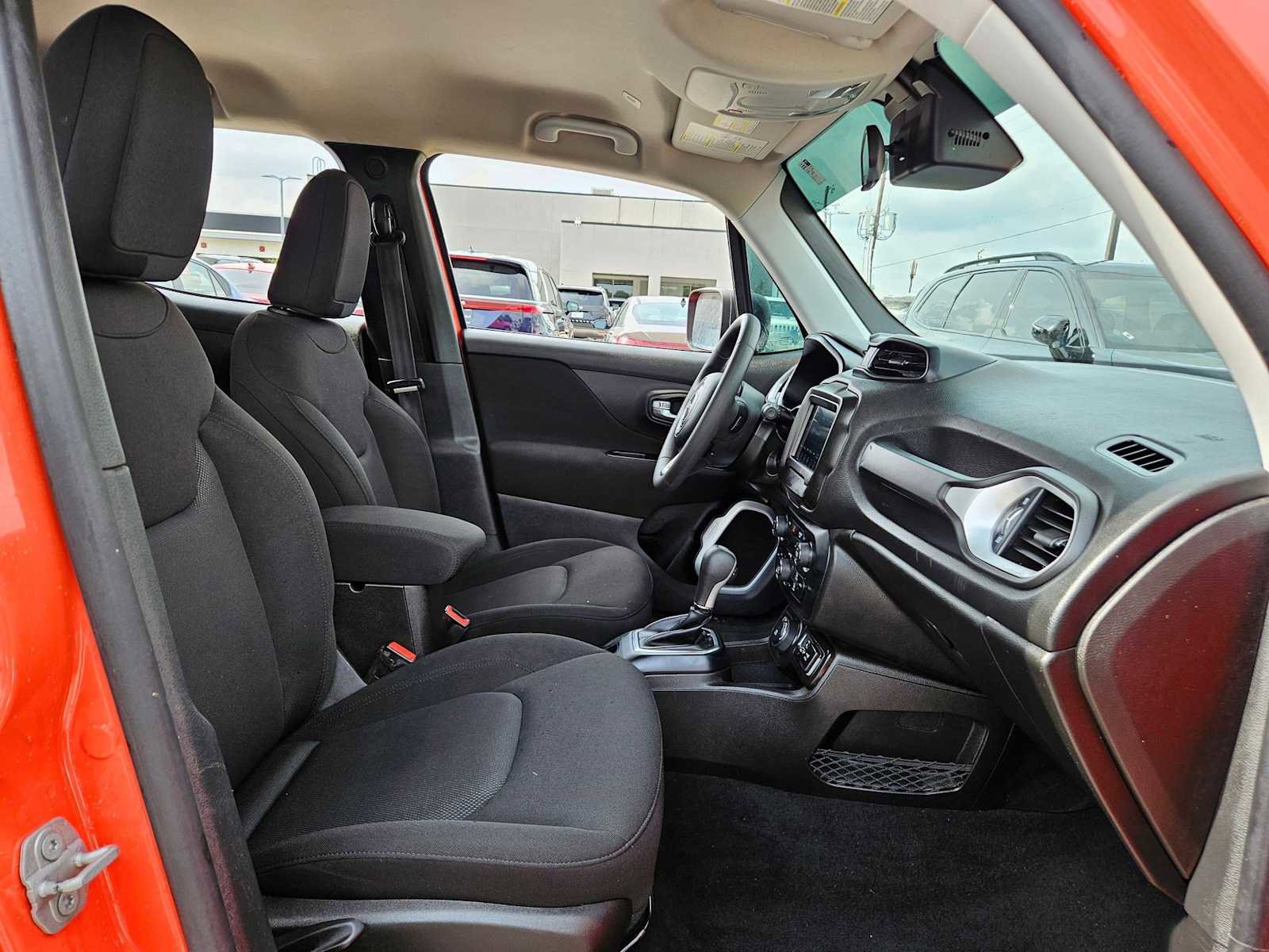 Used 2021 Jeep Renegade Sport w/ Sport Appearance Group AWD/4WD image 18