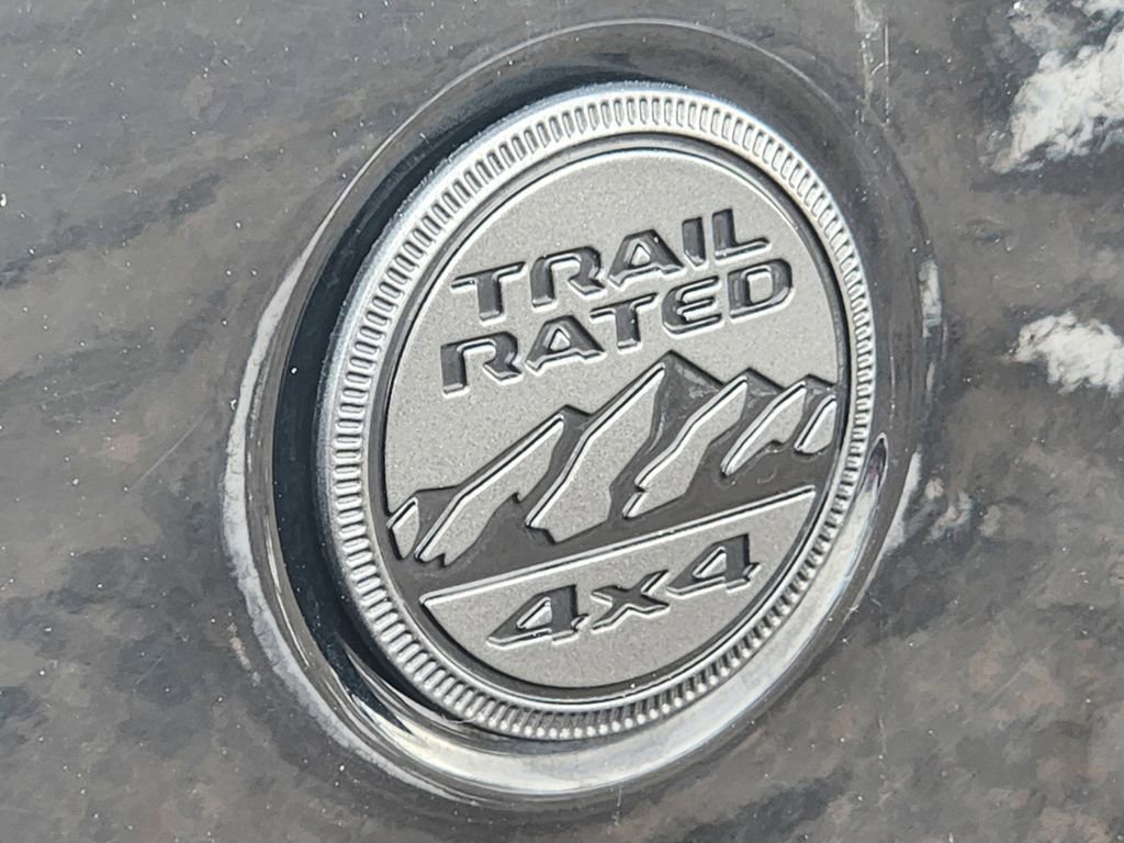 Used 2023 Jeep Gladiator Sport image 15